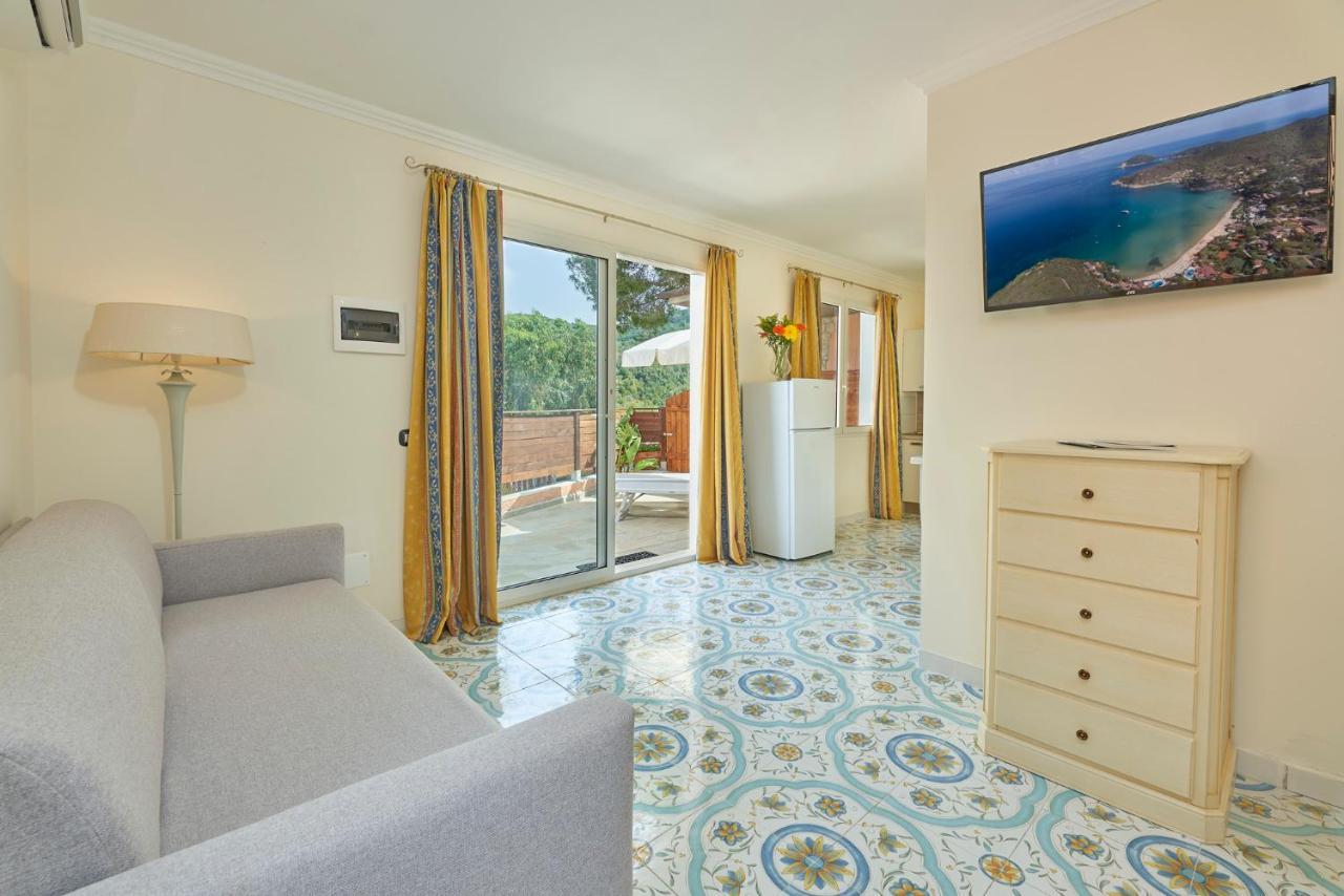 Camping Village Scaglieri Portoferraio Exteriör bild
