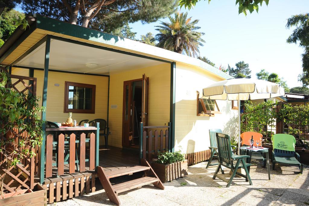 Camping Village Scaglieri Portoferraio Exteriör bild