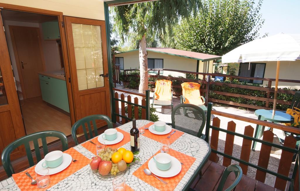 Camping Village Scaglieri Portoferraio Exteriör bild
