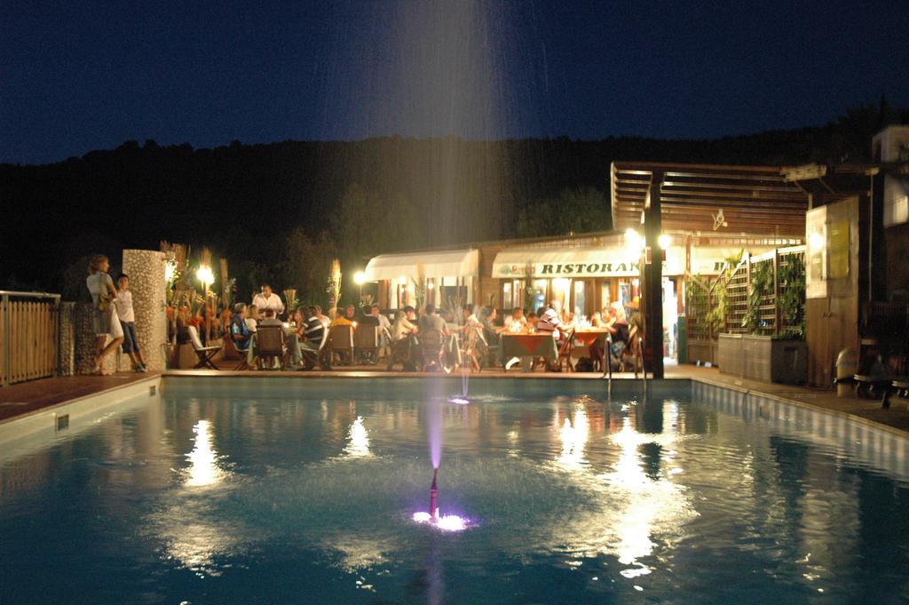 Camping Village Scaglieri Portoferraio Exteriör bild