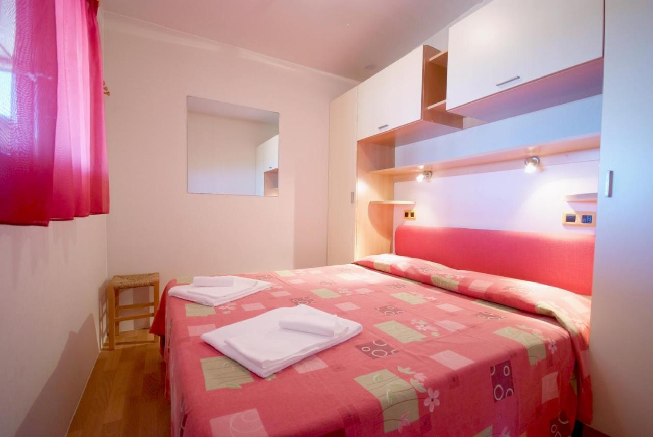 Camping Village Scaglieri Portoferraio Exteriör bild