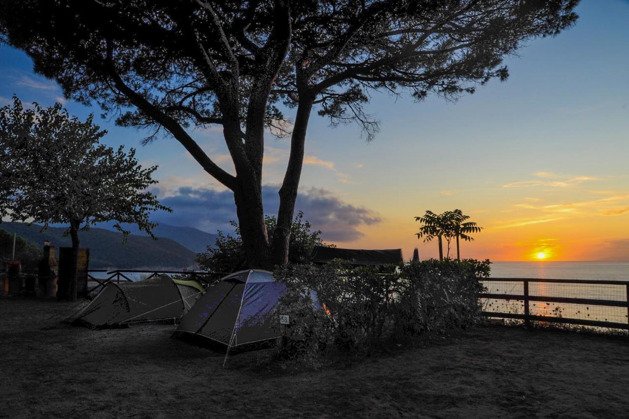 Camping Village Scaglieri Portoferraio Exteriör bild
